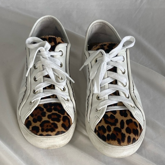 Ann Taylor Savannah Leopard Print Haircalf Leather Sneaker Stitched Size 8.5 - Picture 3 of 12